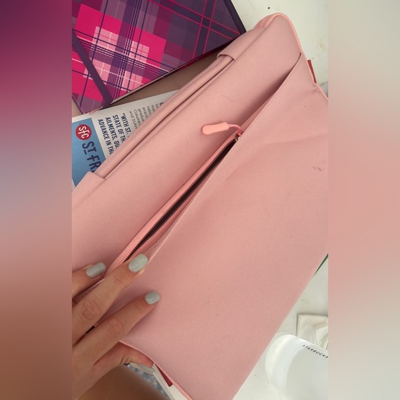 LAPTOP COVER - Picture 2 of 3